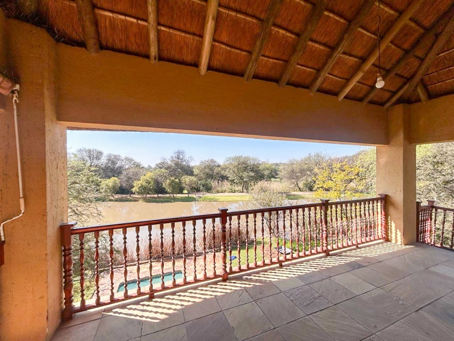 4 Bedroom Property for Sale in Boschenvaal River Front Lodges Free State
